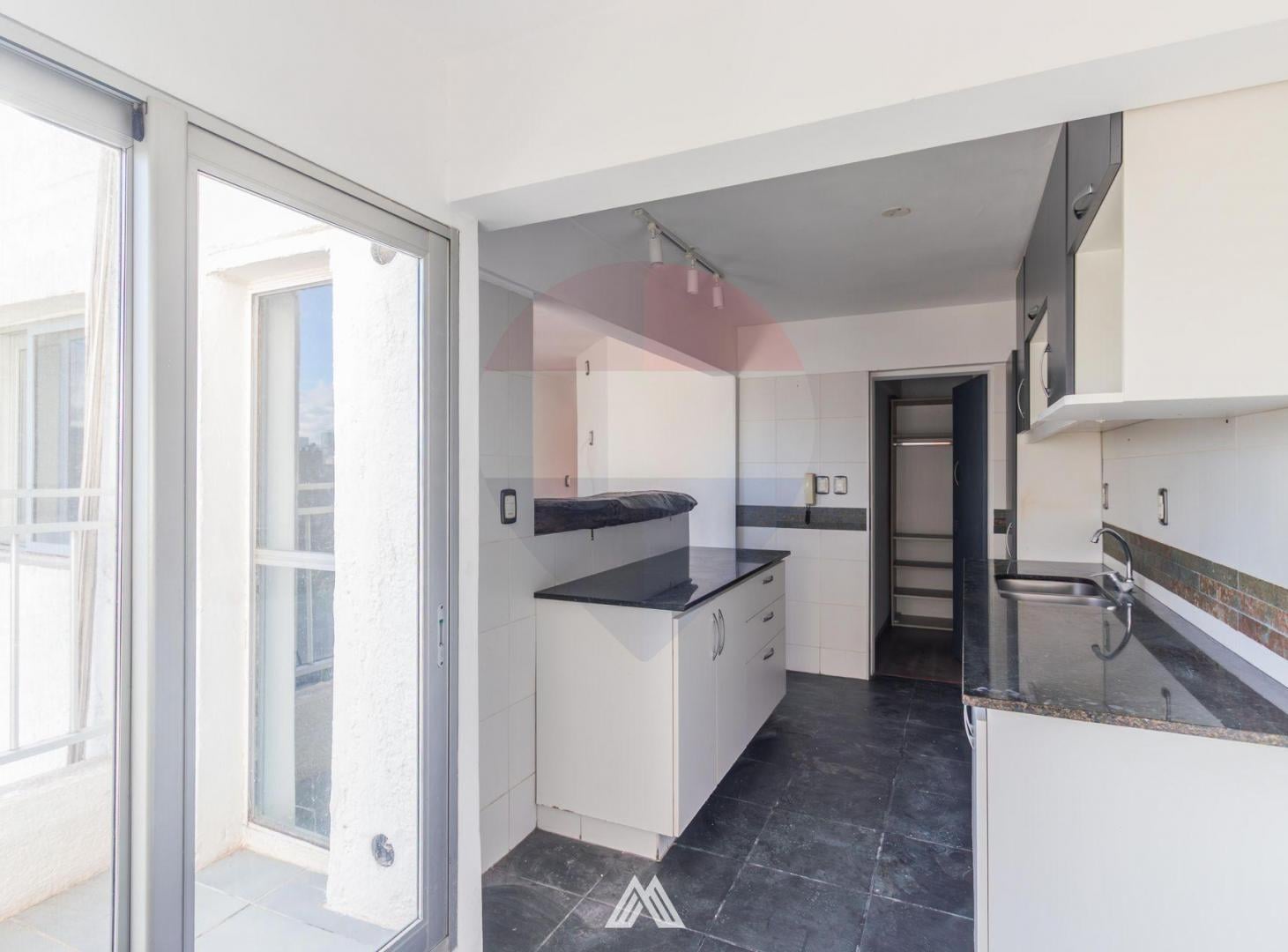 Foto de Venta Penthouse 3 dorm. y garaje Punta Carretas, imagen 3