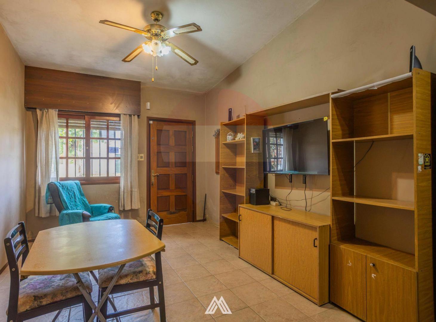 Foto de VENTA CASA MAROÑAS DOS DORMITORIOS AMPLIO FONDO, imagen 2