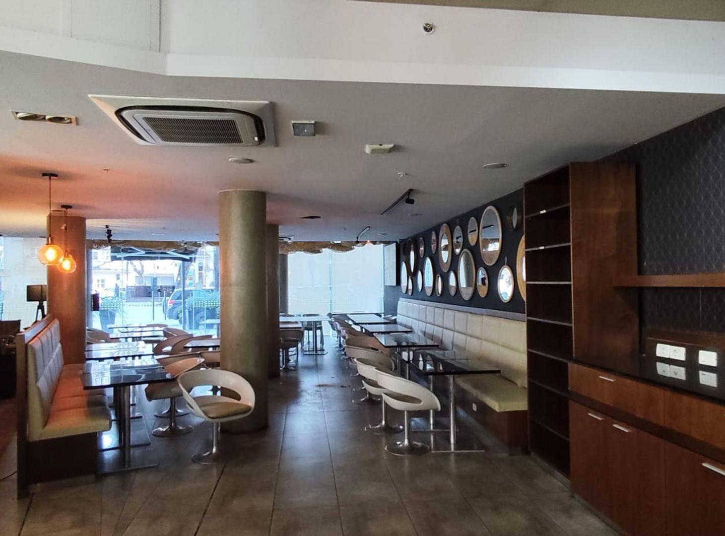 Foto de VENTA-exclusivo local comercial 160m2-PTA CARRETAS, imagen 1