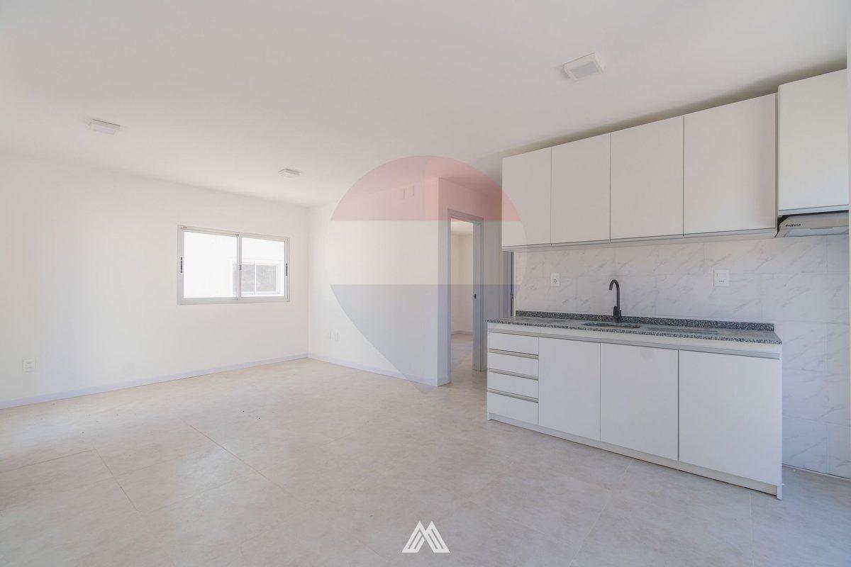 Foto de VENTA 2 DORMITORIOS JARDIN Y PARRILLERO SOLYMAR, imagen 2