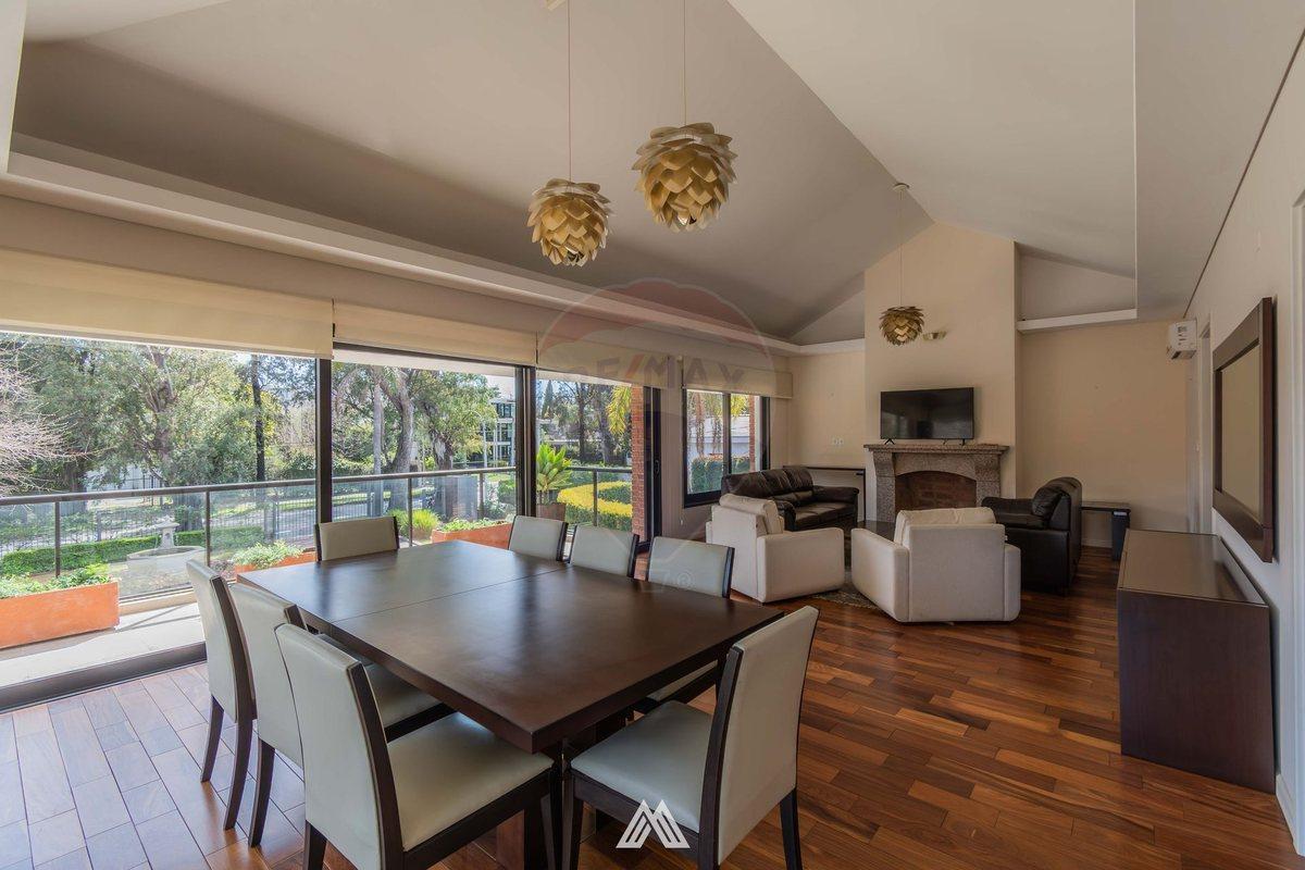 Foto de Venta apto en Carrasco 3 Suites, jardín y piscina, imagen 1