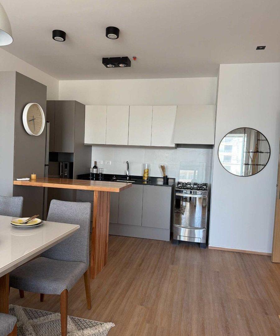 Foto de Venta un dormitorio y garaje Rambla de Montevideo, imagen 1