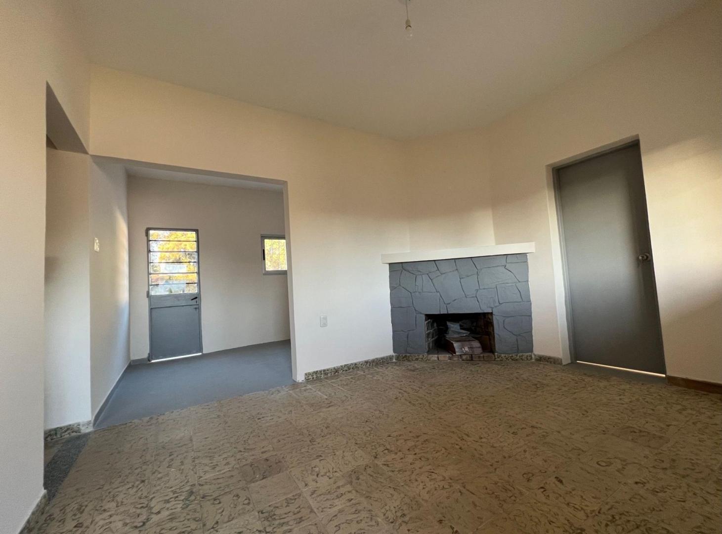 Foto de ALQUILER-casa 2 dormitorios y fondo-SOLYMAR SUR, imagen 3