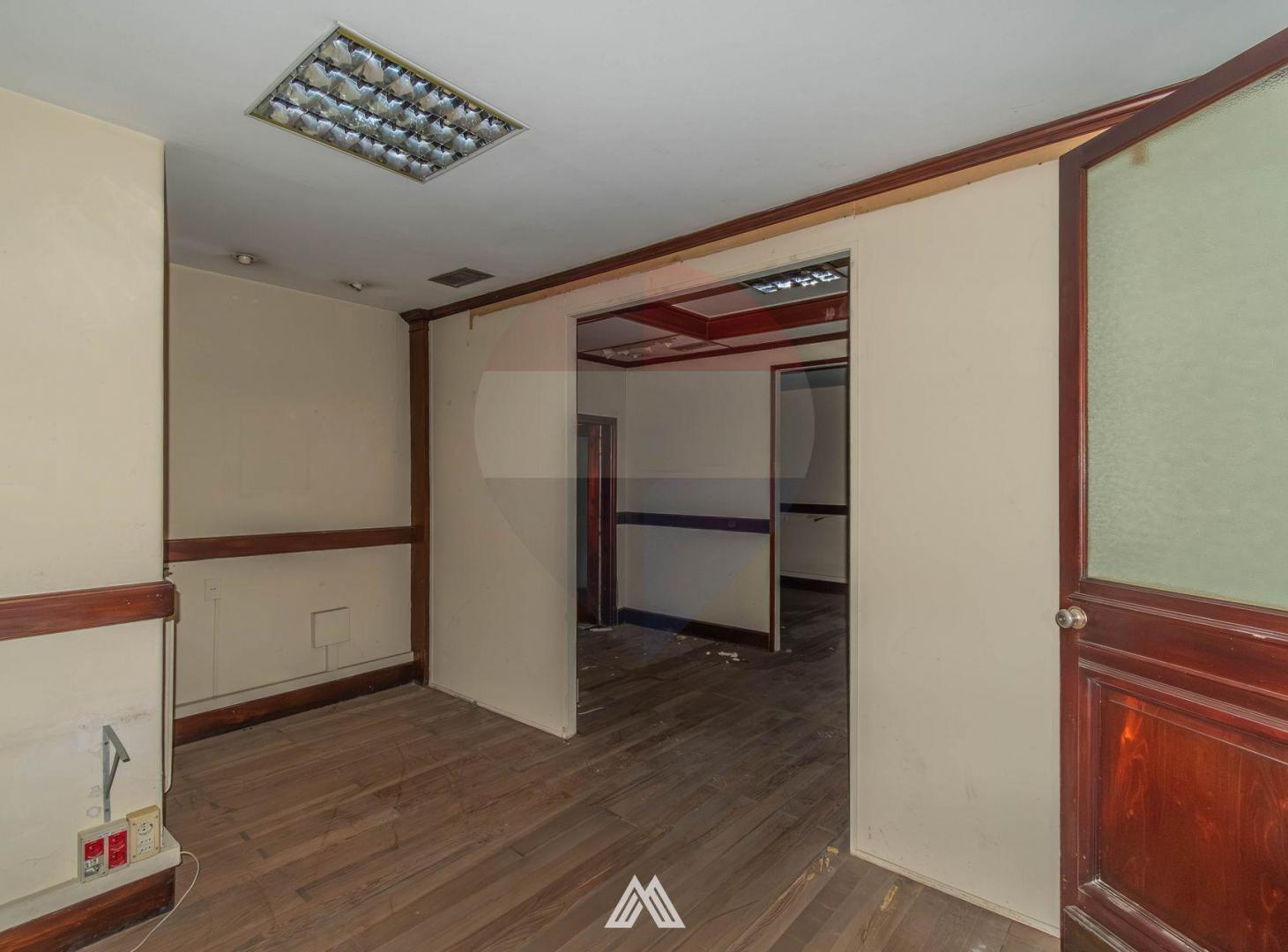 Foto de VENTA LOCAL 300 M² CON GRAN POTENCIAL CIUDAD VIEJA, imagen 4