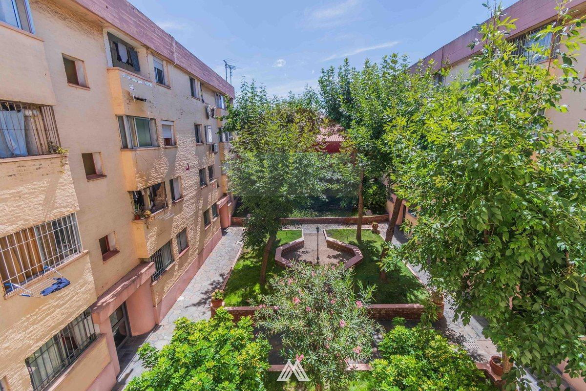 Foto de Apartamento en VENTA 3 dorm + escritorio Reducto, imagen 1