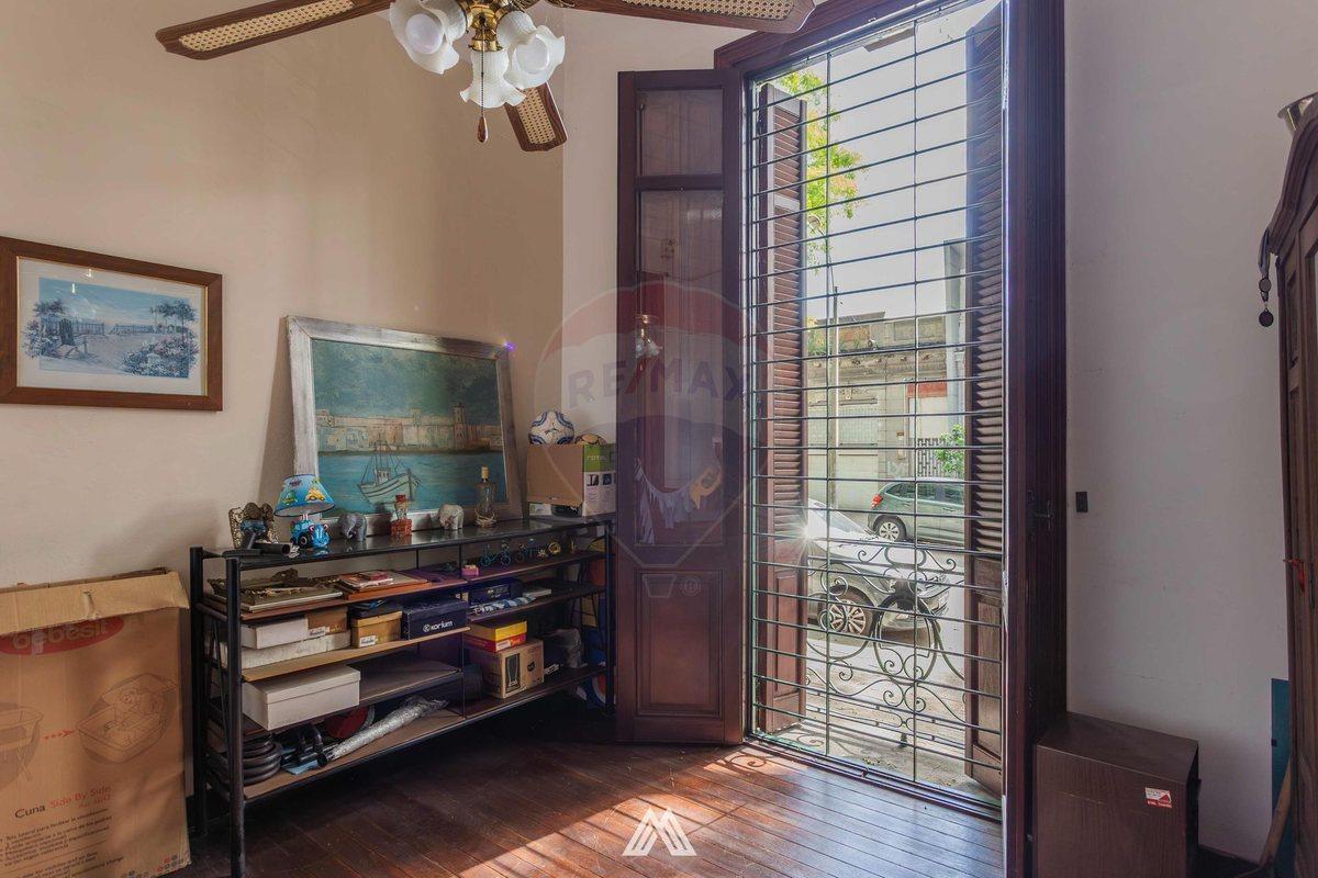 Foto de Venta casa 4 dormitorios 3 baños Tres Cruces, imagen 2