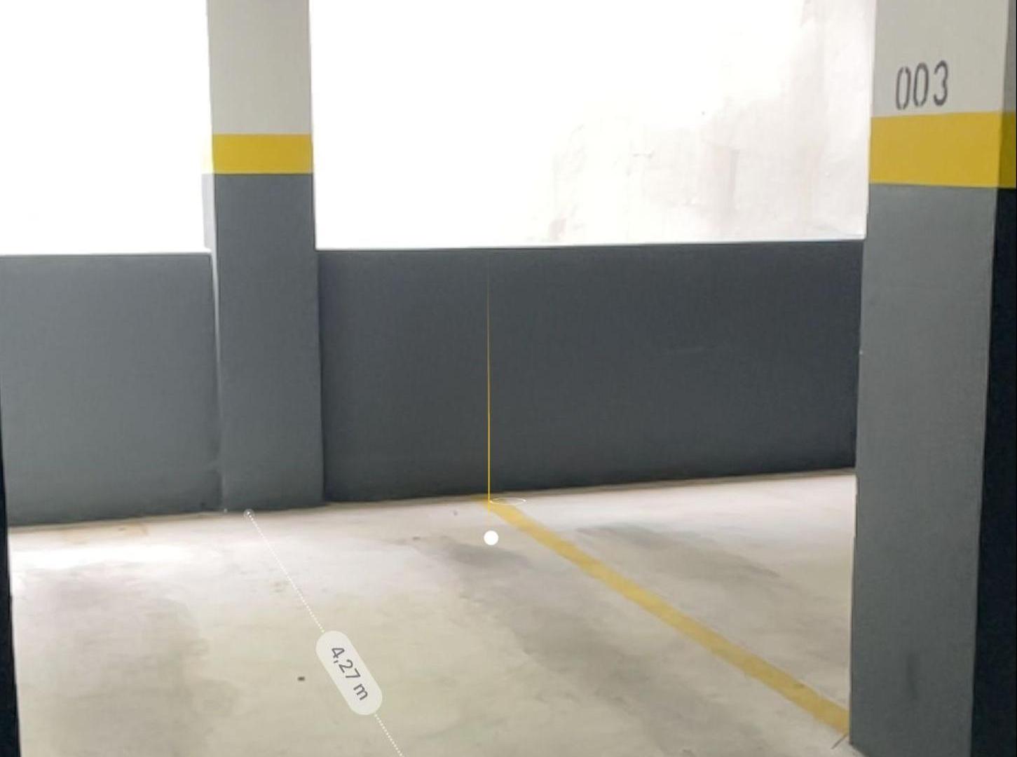 Foto de VENTA COCHERA EN EDIFICIO YASS POCITOS, imagen 4