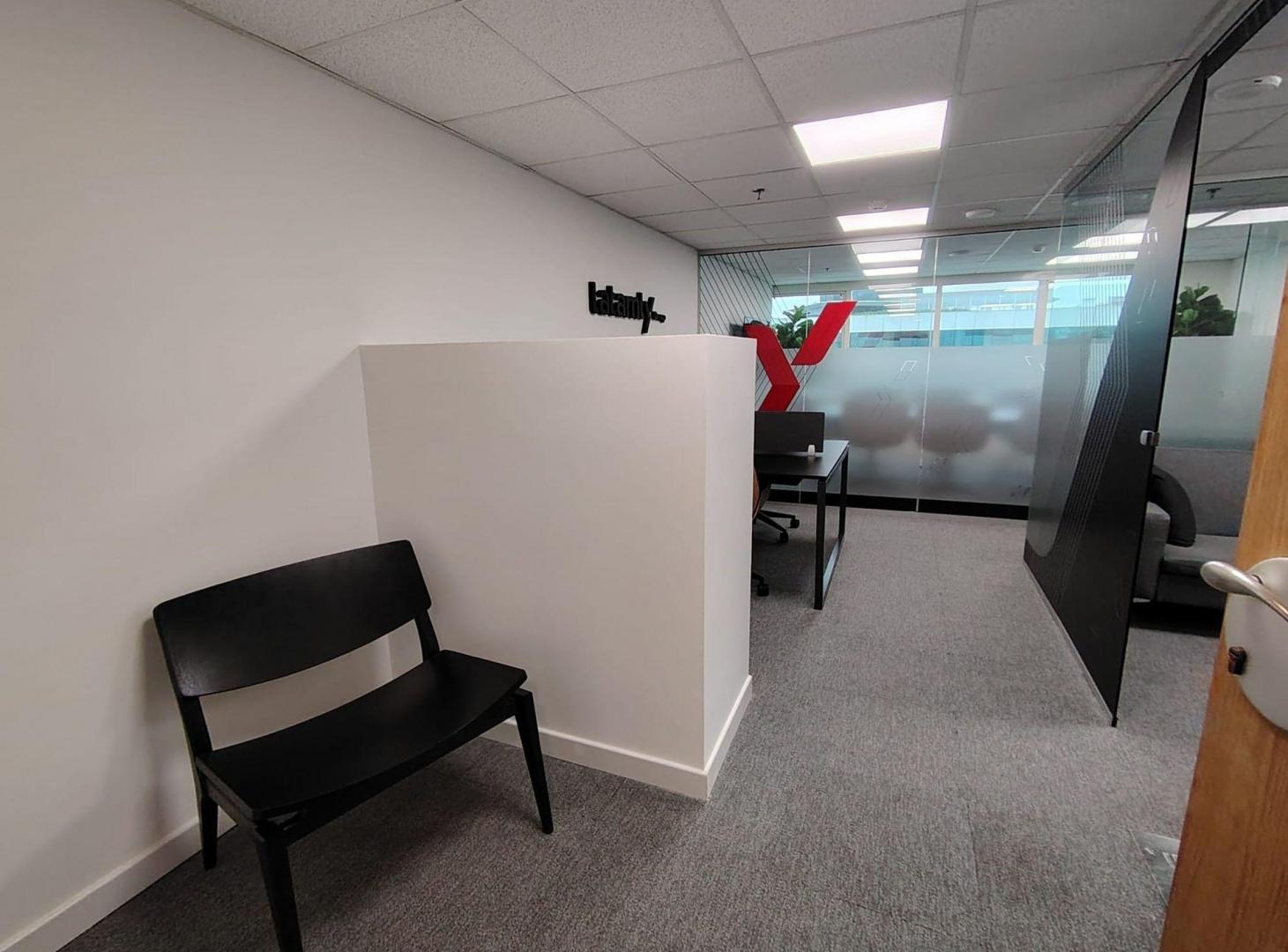 Foto de ALQUILER OFICINA WTC CON GARAGE, imagen 2