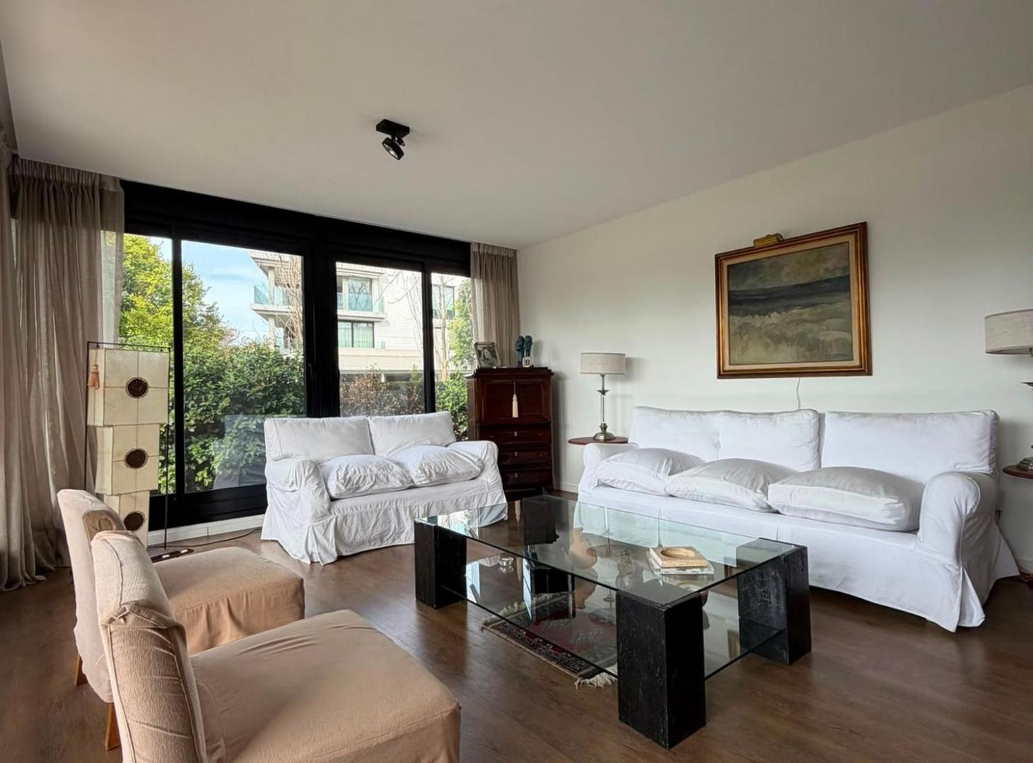 Foto de Venta apto 2 dorm. con garage Jardines de Carrasco, imagen 3