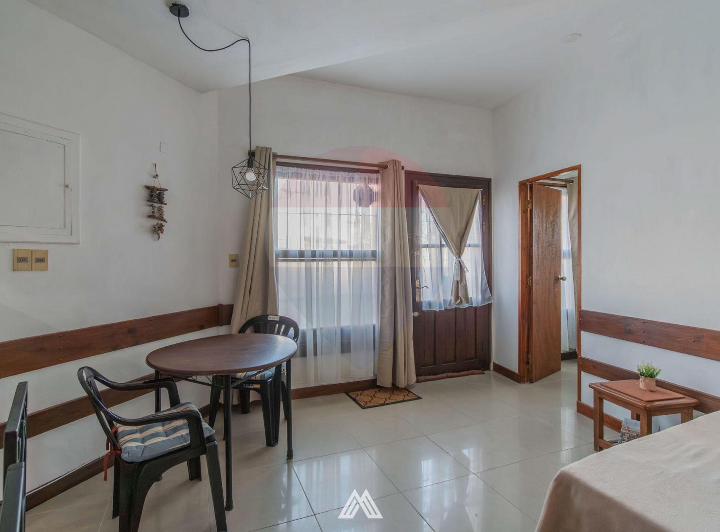 Foto de VENTA-Local Comercial proa R. Anador-PARQUE BATLLE, imagen 3
