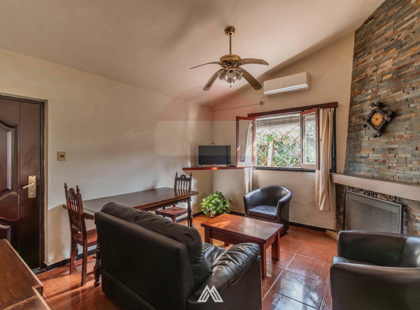 Foto de Venta casa Ruta 101 de 2 dormitorios gran terreno, imagen 3
