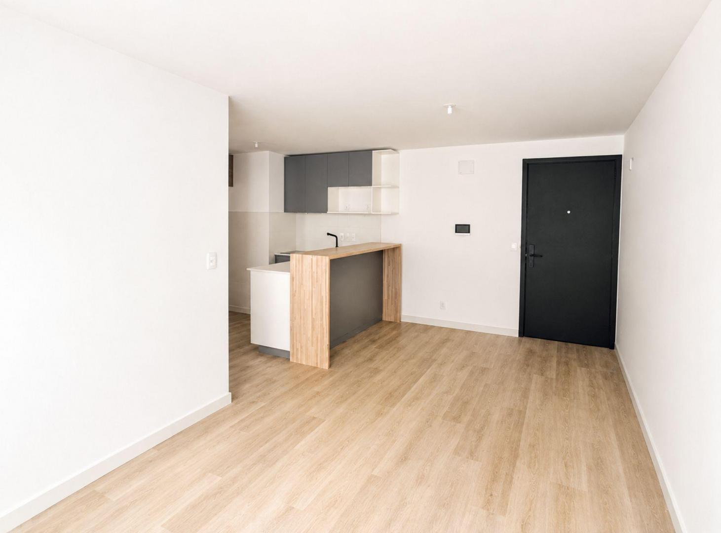 Foto de Venta apto de 2 dormitorios Cordón Sur Ley VIS, imagen 1