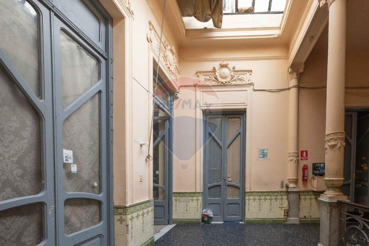 Foto de VENTA CENTRO EDIF CON LOCALES CON RENTA 10% ANUAL, imagen 4