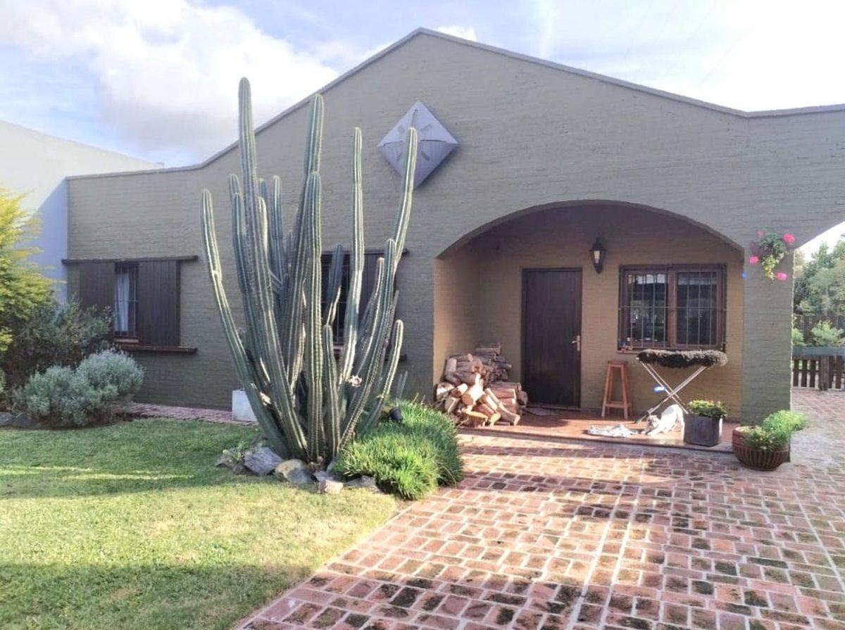 Foto de Venta de casa 3 dormitorios con piscina en Pando, imagen 3