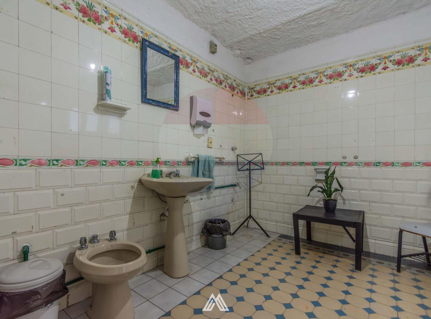 Foto de VENTA 3 LOCALES CON RENTA 11% Y VIVIENDA EN CENTRO, imagen 5