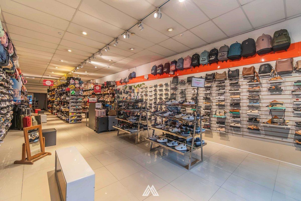 Foto de VENTA Local Comercial en Goes, imagen 1