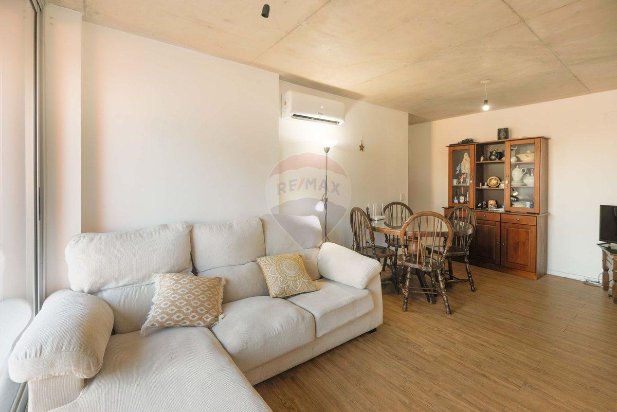 Foto de VENTA APARTAMENTO 2 DORMITORIOS BARRIO SUR RENTADO, imagen 3