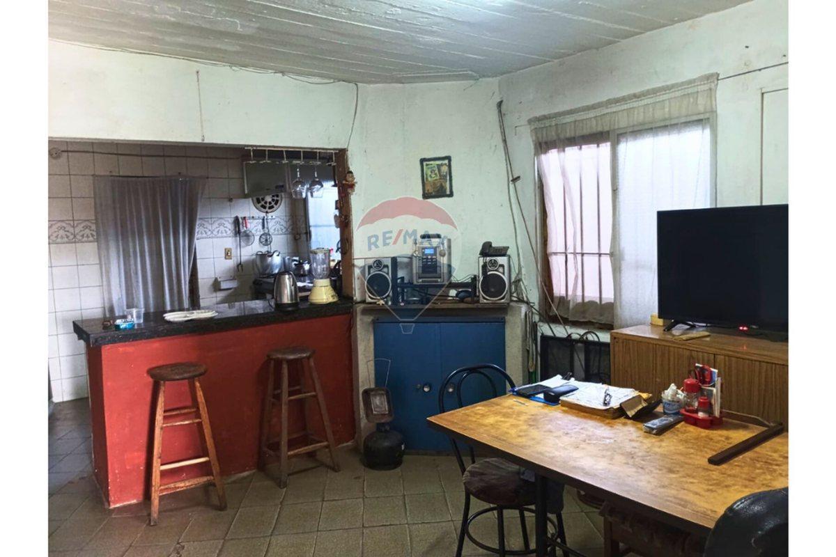 Foto de Venta casa tres dormitorios y garaje Casavalle, imagen 3
