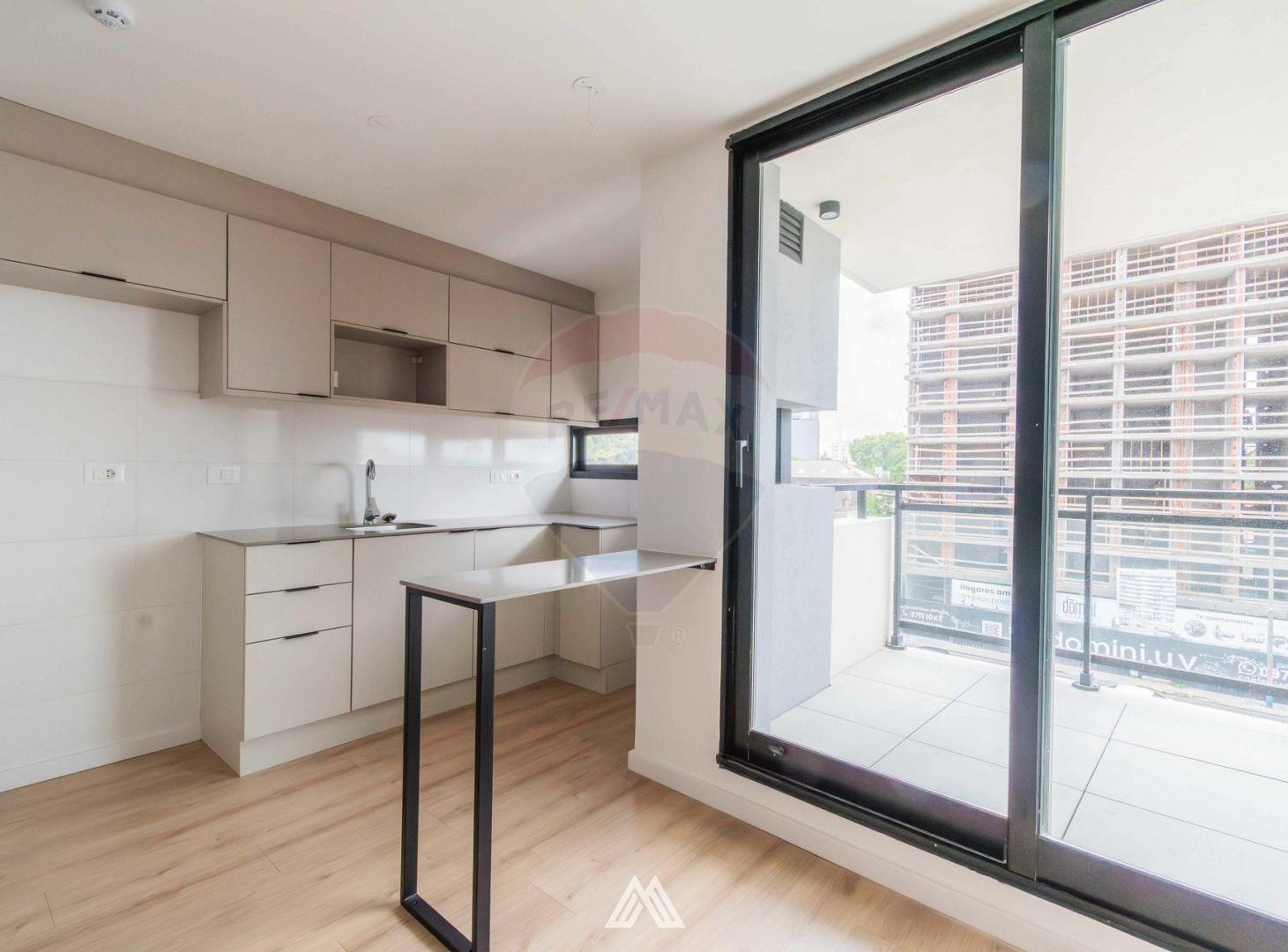 Foto de Venta apto Parque Batlle 2 dorm c/cochera ley VIS, imagen 1