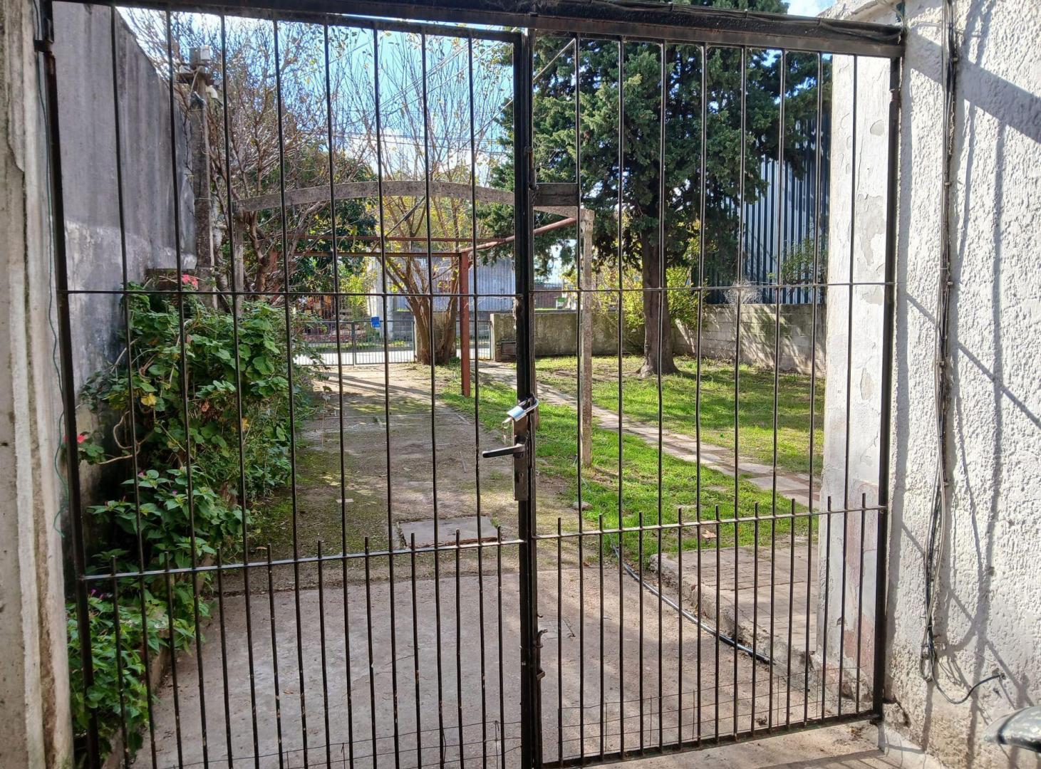 Foto de Venta padrón una casa y 2 aptos Villa Española, imagen 4