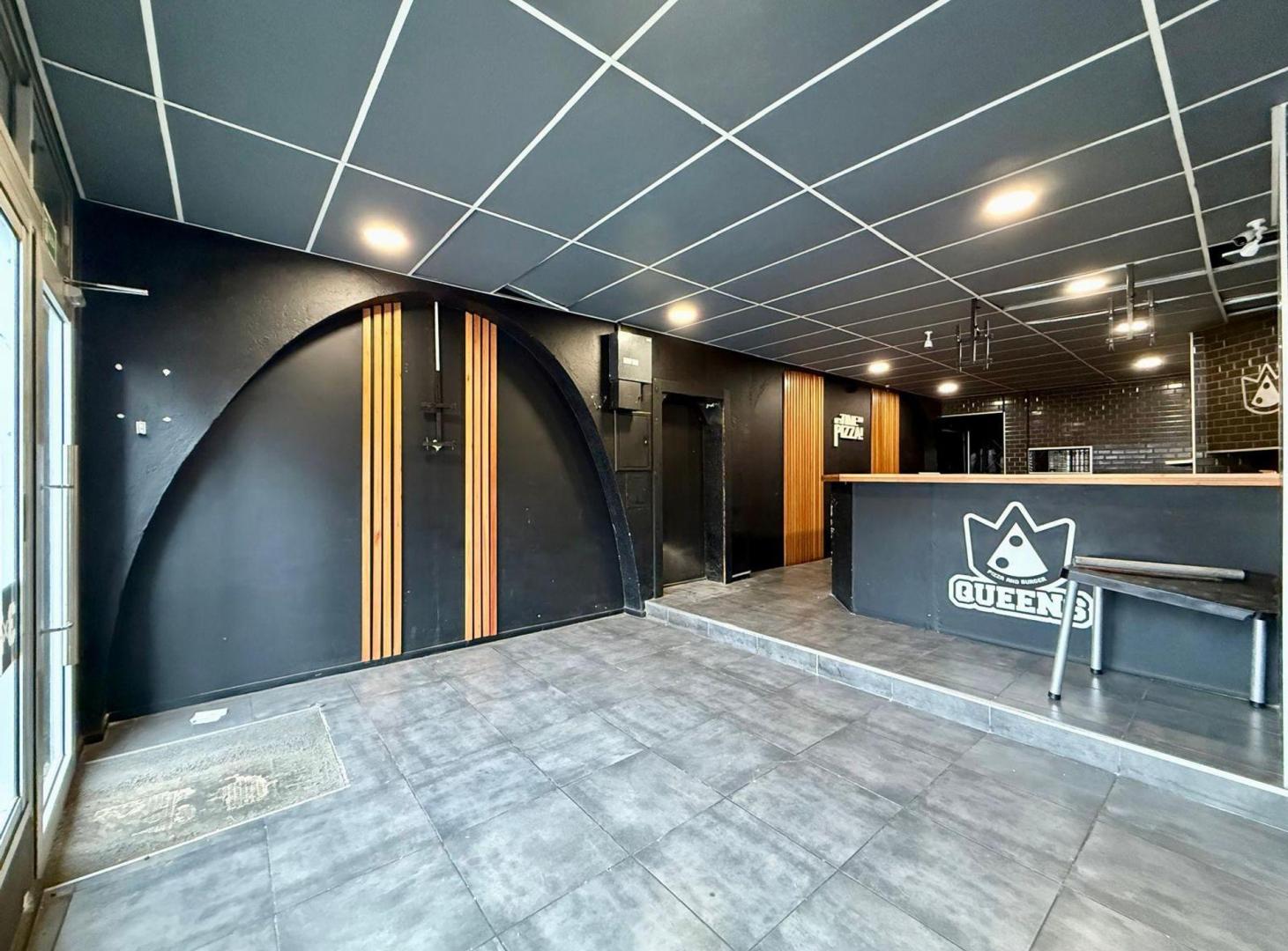 Foto de ALQUILER LOCAL COMERCIAL MALVIN, imagen 4