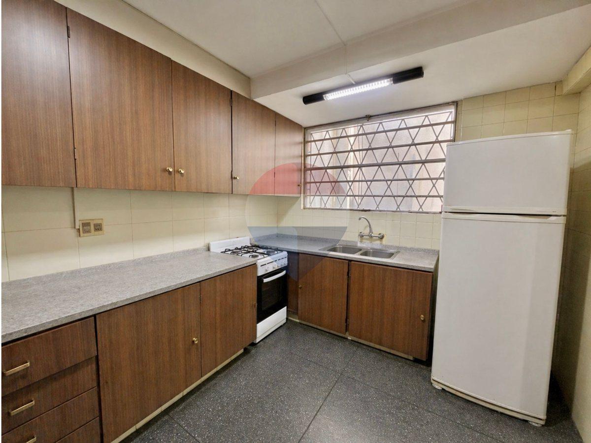 Foto de Casa 4 dorm Venta Cordon Patio Garage, imagen 4