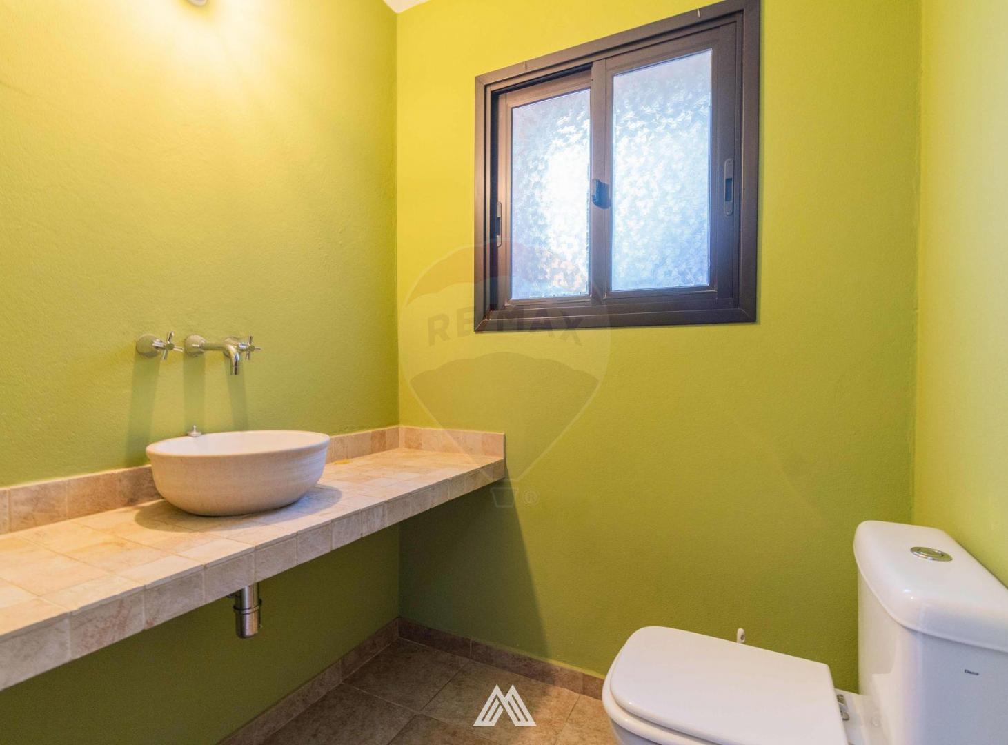 Foto de VENTA CASA EN ALTOS DE LA TAHONA CON RENTA 3 DORM, imagen 3