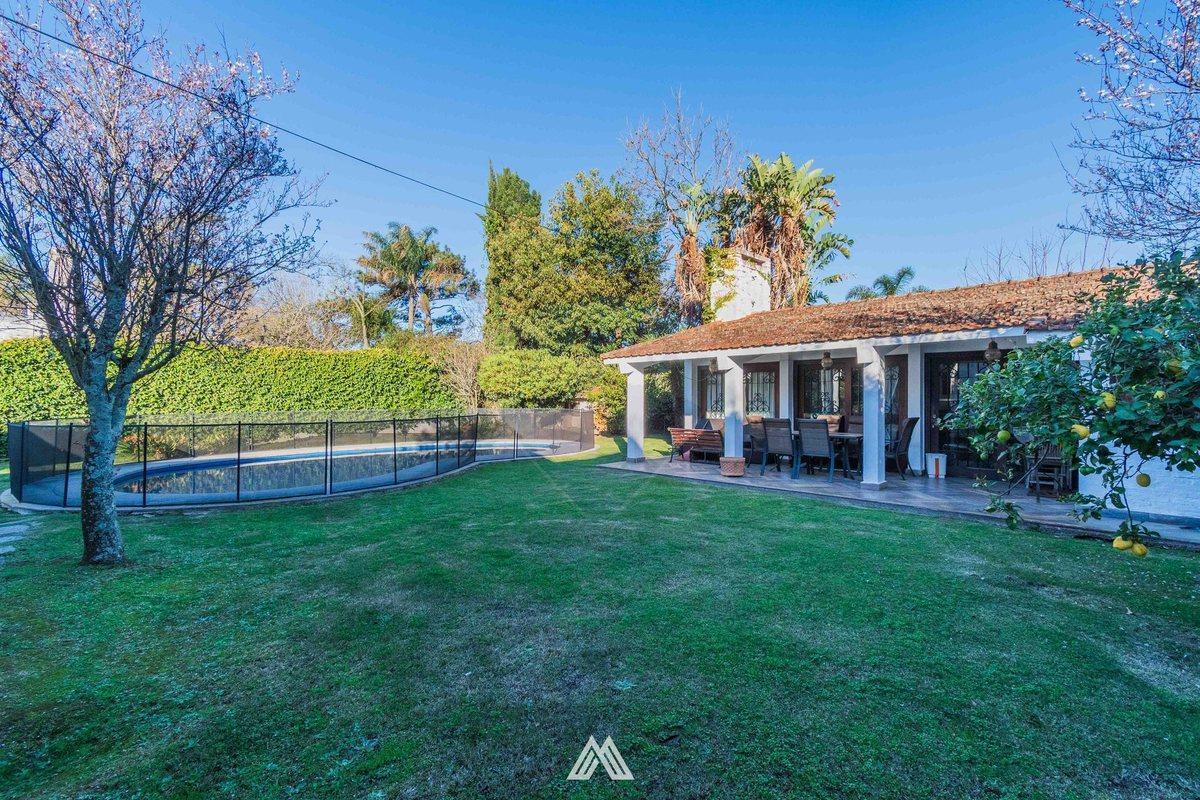 Foto de Venta casa Carrasco Sur 5 dormitorios piscina, imagen 4