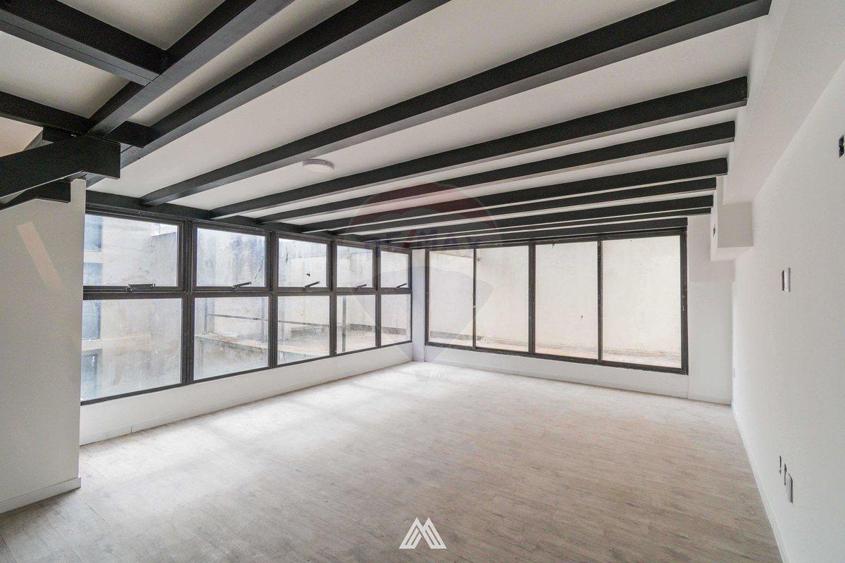 Foto de Alquiler y o Venta oficina reciclado Ciudad Vieja, imagen 2