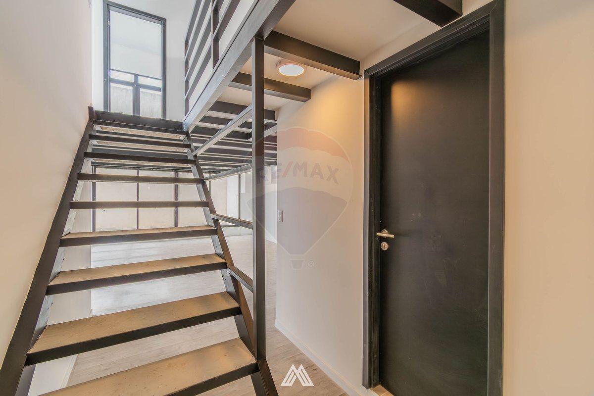 Foto de Alquiler y o Venta oficina reciclado Ciudad Vieja, imagen 4