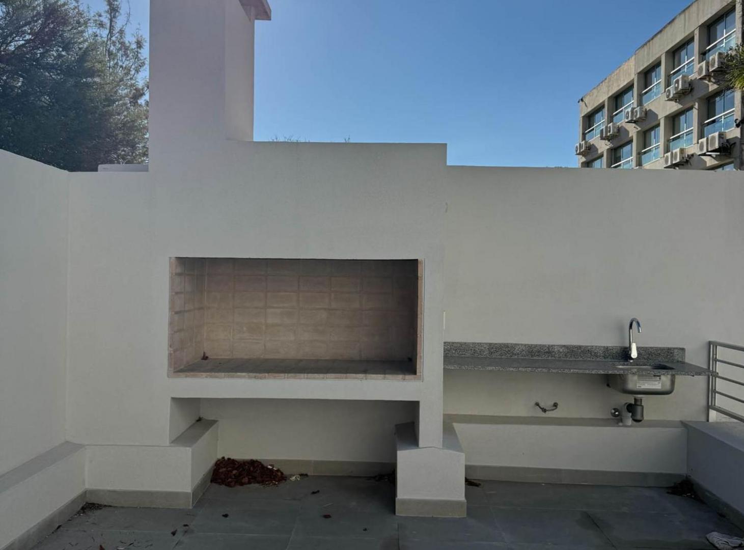 Foto de Alquiler monoambiente Pocitos patio parrillero gje, imagen 1
