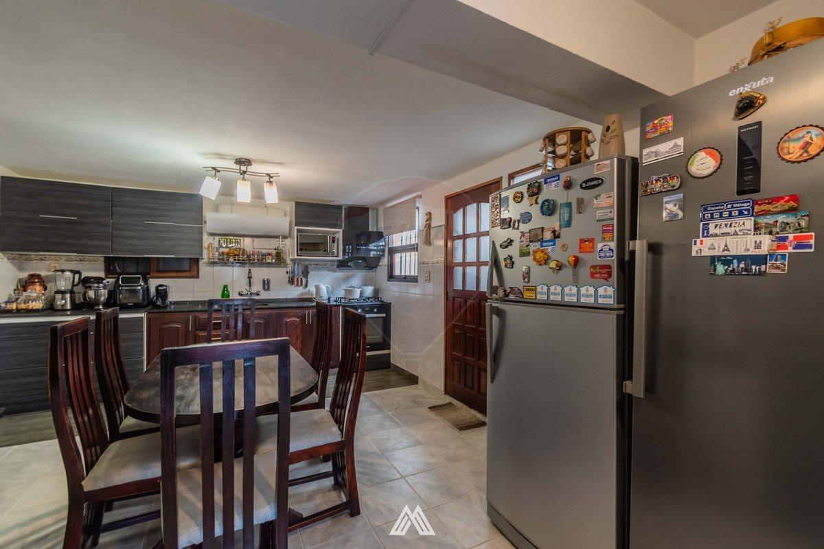 Foto de Venta casa dos dormitorios y cochera Nuevo París, imagen 5
