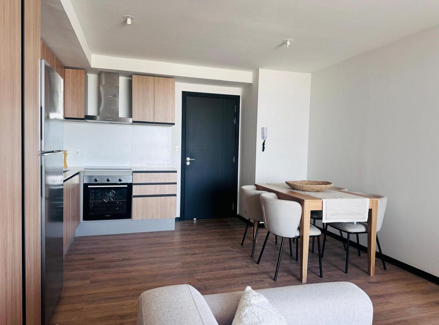 Foto de Venta apto 2 dorm terr. a estrenar, Parque Batlle, imagen 2