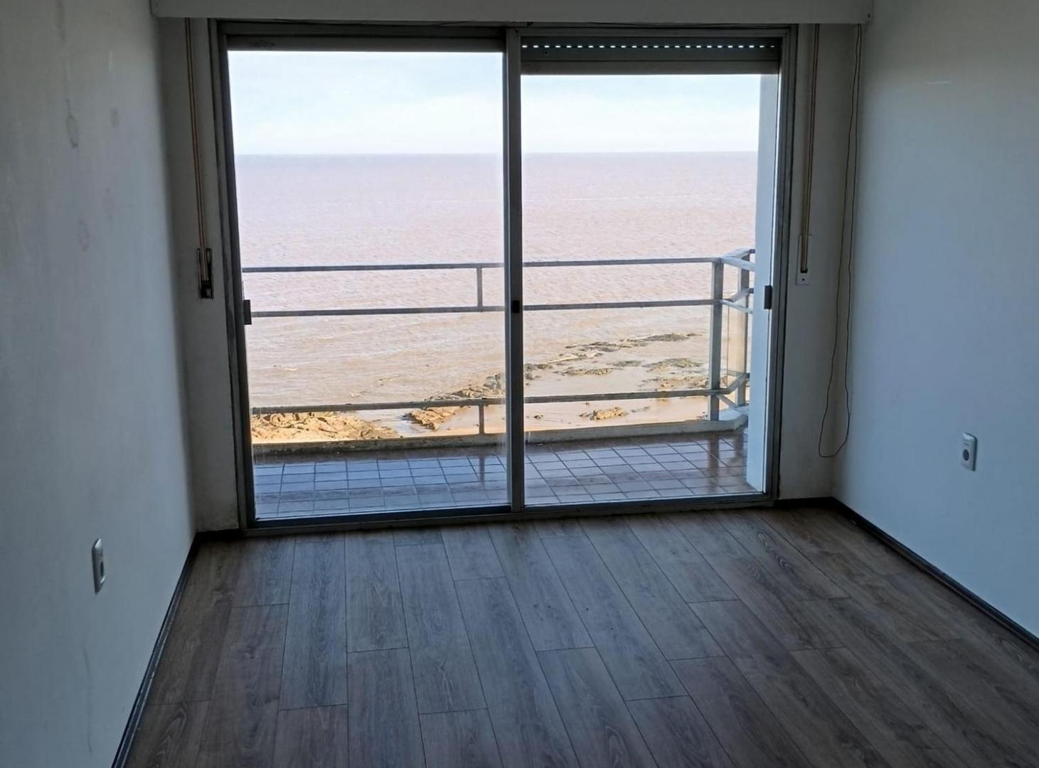 Foto de Venta Monoambiente con balcón Rambla de Malvín, imagen 3