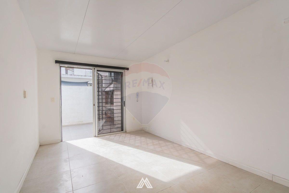 Foto de ALQUILER APTO 1 DORM CON PATIO EN BRAZO ORIENTAL, imagen 2