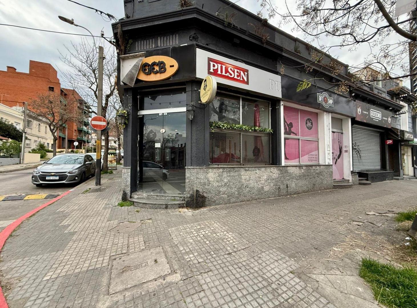 Foto de ALQUILER LOCAL COMERCIAL ESQUINA MALVIN, imagen 4