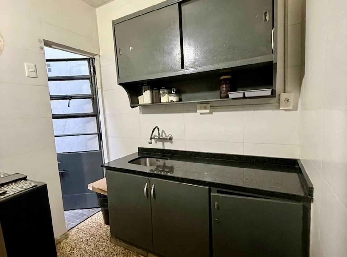 Foto de Venta apto Tres Cruces 2 dormitorios patio c renta, imagen 3