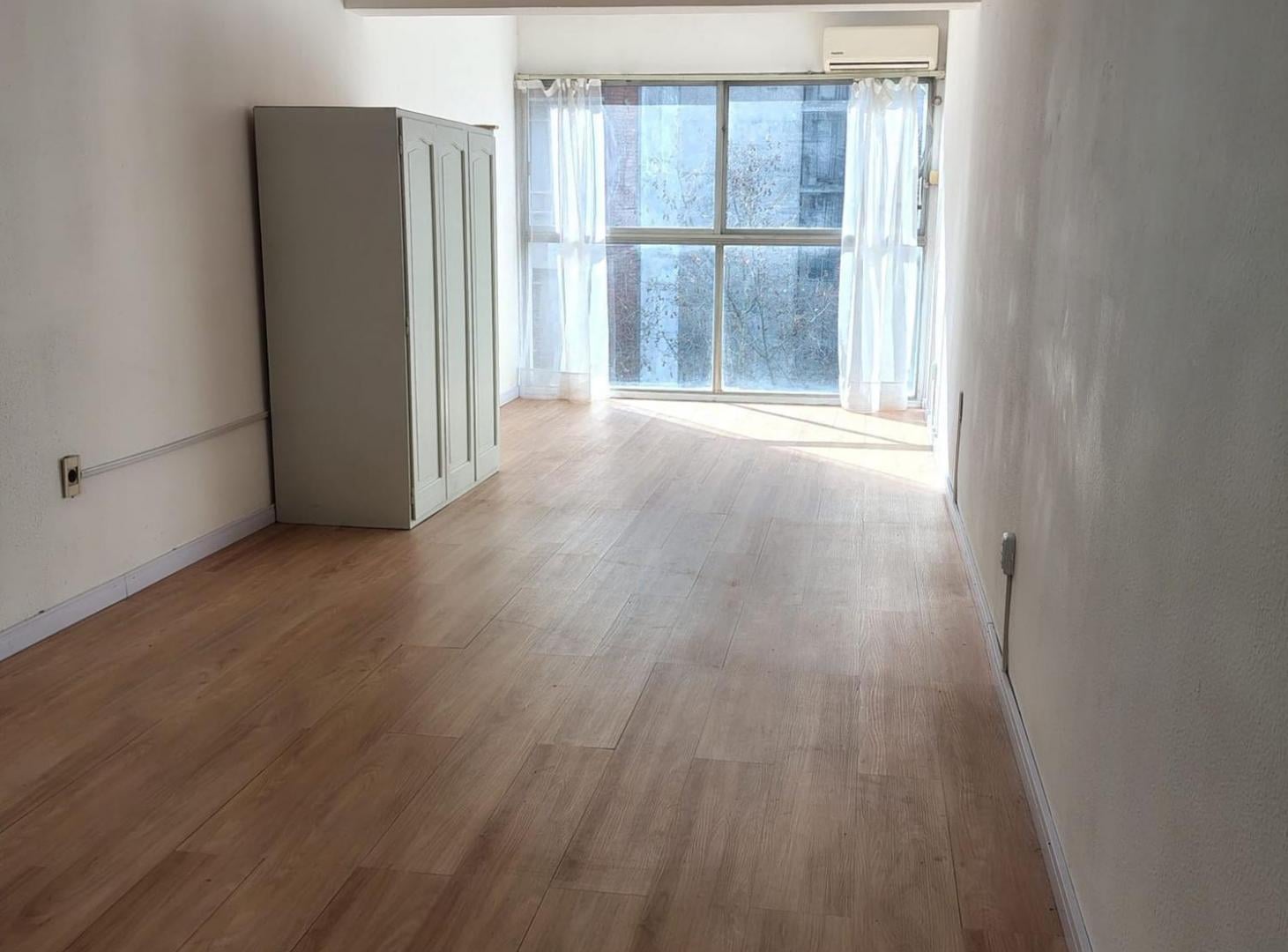 Foto de Alquiler oficina piso alto oportunidad Centro, imagen 4