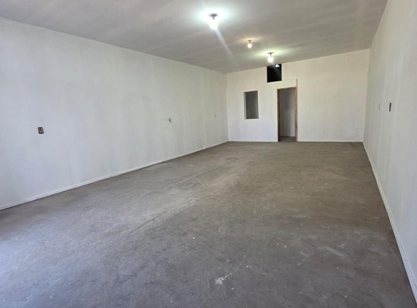 Foto de ALQUILER LOCAL COMERCIAL EN MEDANOS DE SOLYMAR, imagen 3