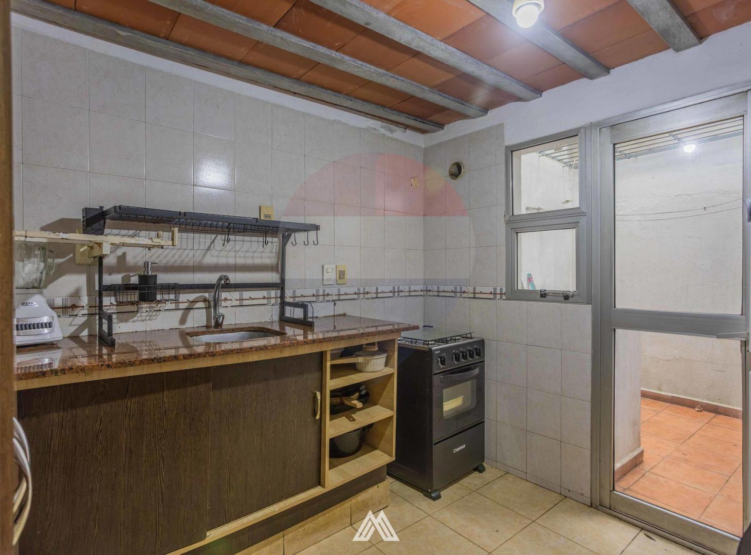 Foto de Venta casa 2 dormitorios, barbacoa, Tres Cruces, imagen 3