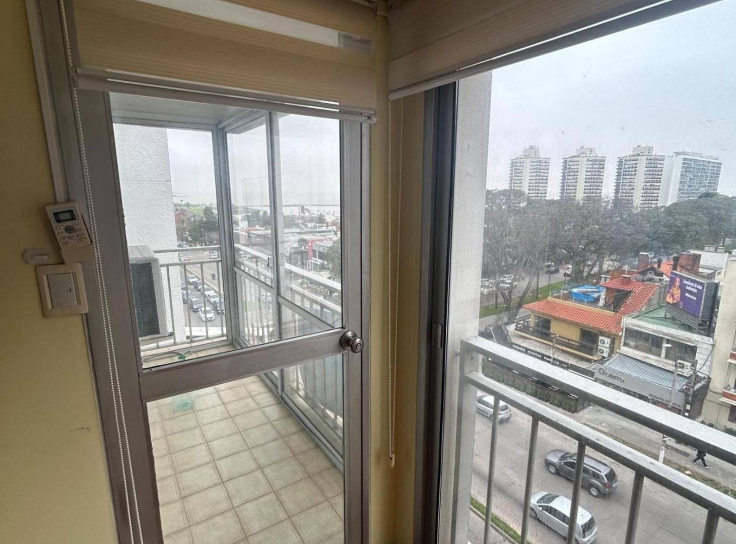 Foto de VENTA APARTAMENTO 3 DORM Y GARAGE POCITOS, imagen 2
