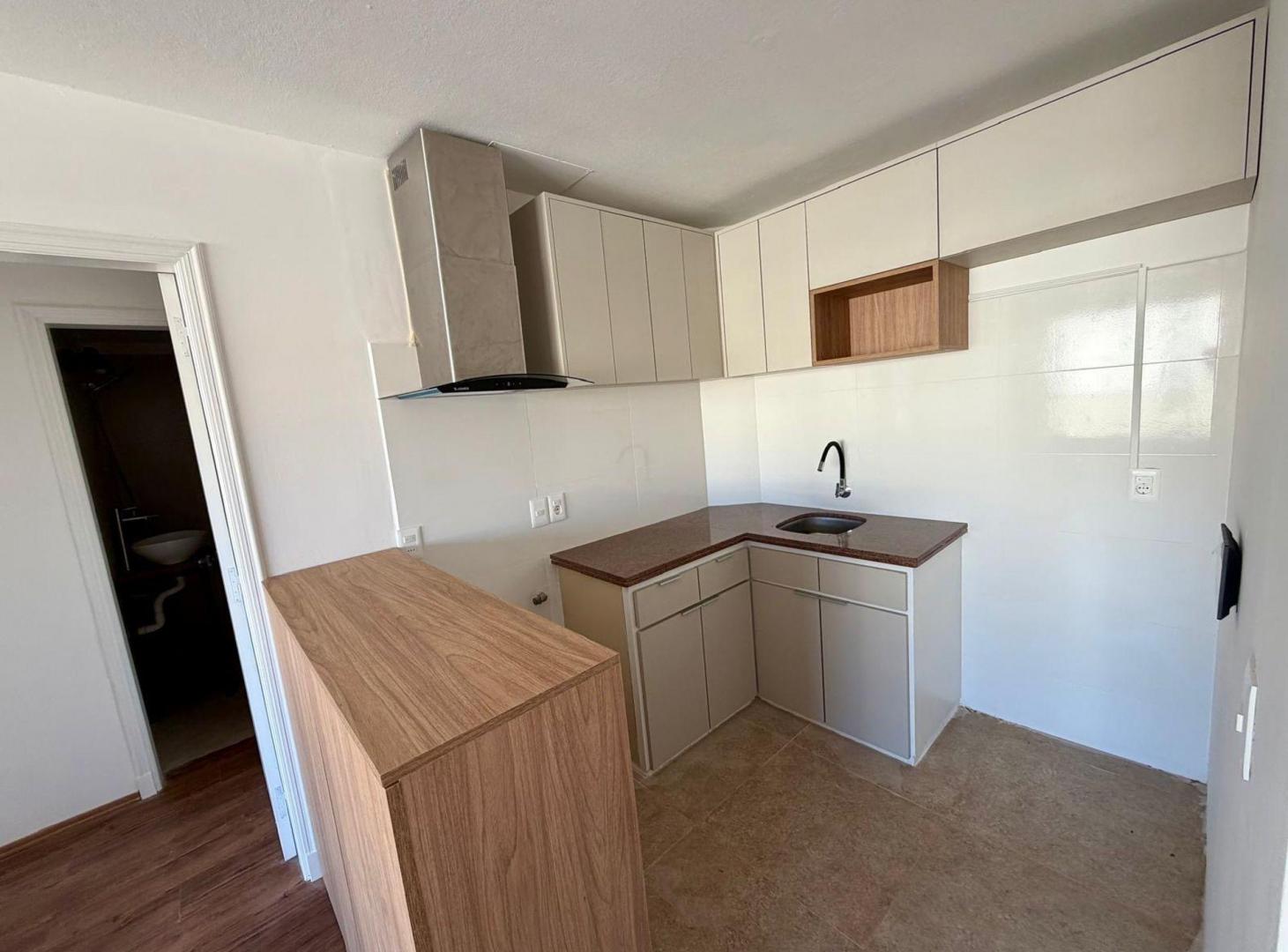 Foto de Alquiler 1 dorm, piso alto al frente Pocitos, imagen 2
