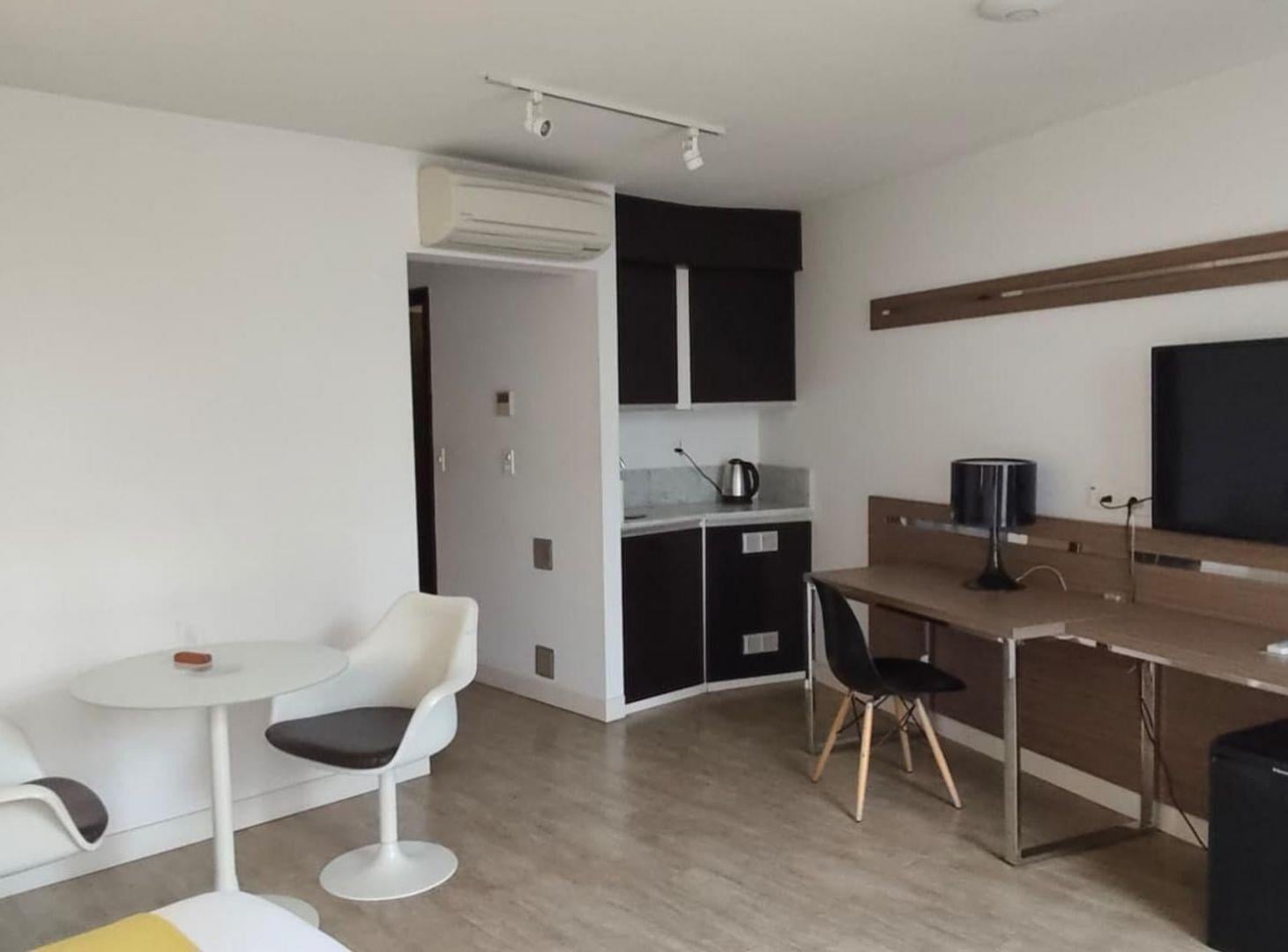 Foto de VENTA-monoambiente equipado piso 7-PUNTA CARRETAS, imagen 1