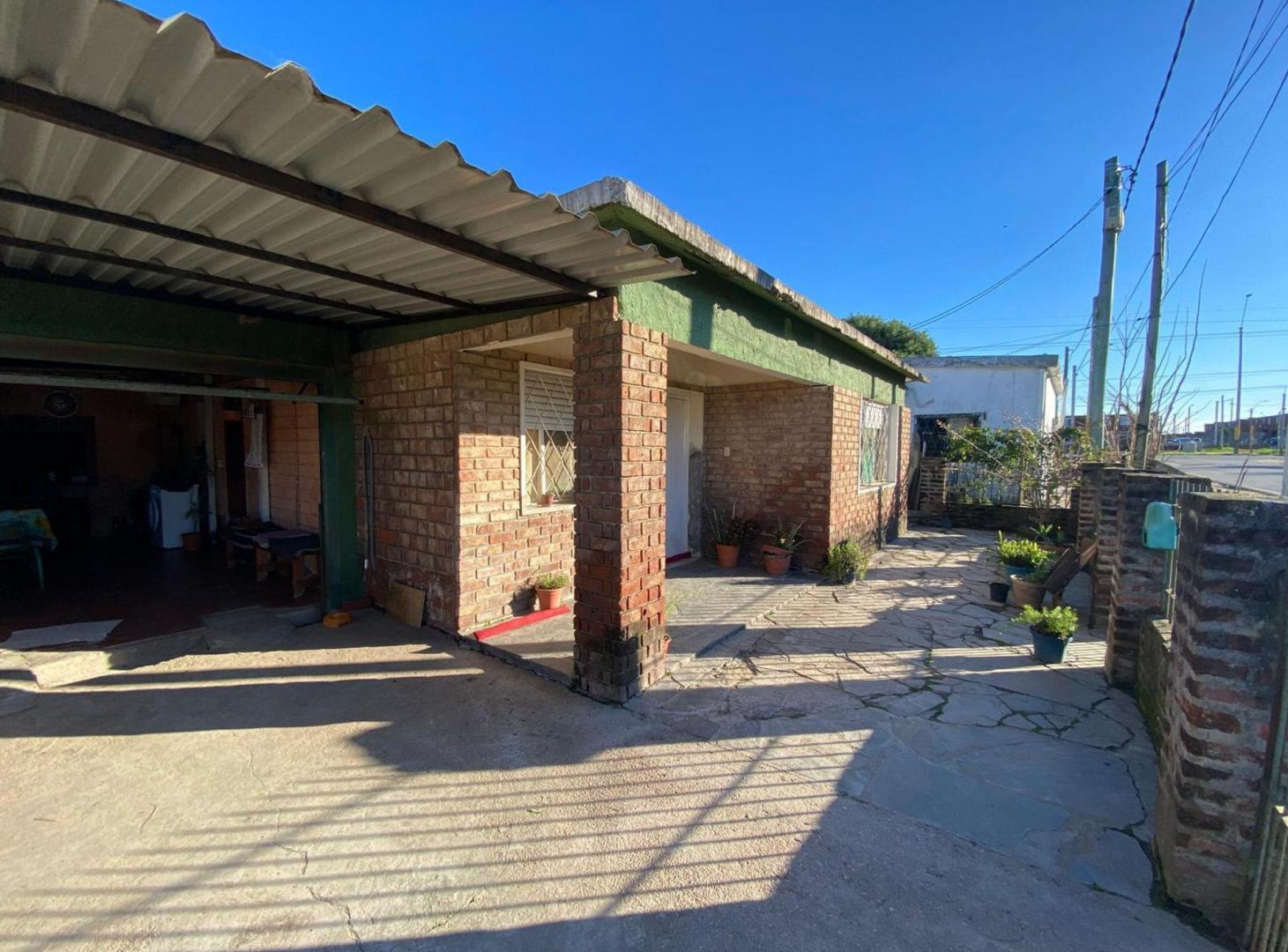 Foto de Venta casa dos dormitorios y monoambiente en Pando, imagen 2