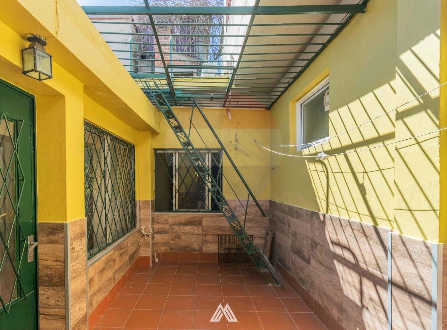 Foto de Apartamento de un dormitorio con patio en Alquiler, imagen 1