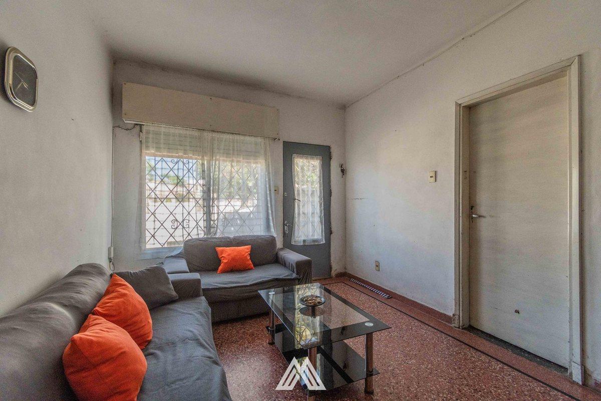 Foto de Venta casa 2 dorm. + apto + barbacoa Las Acacias, imagen 2