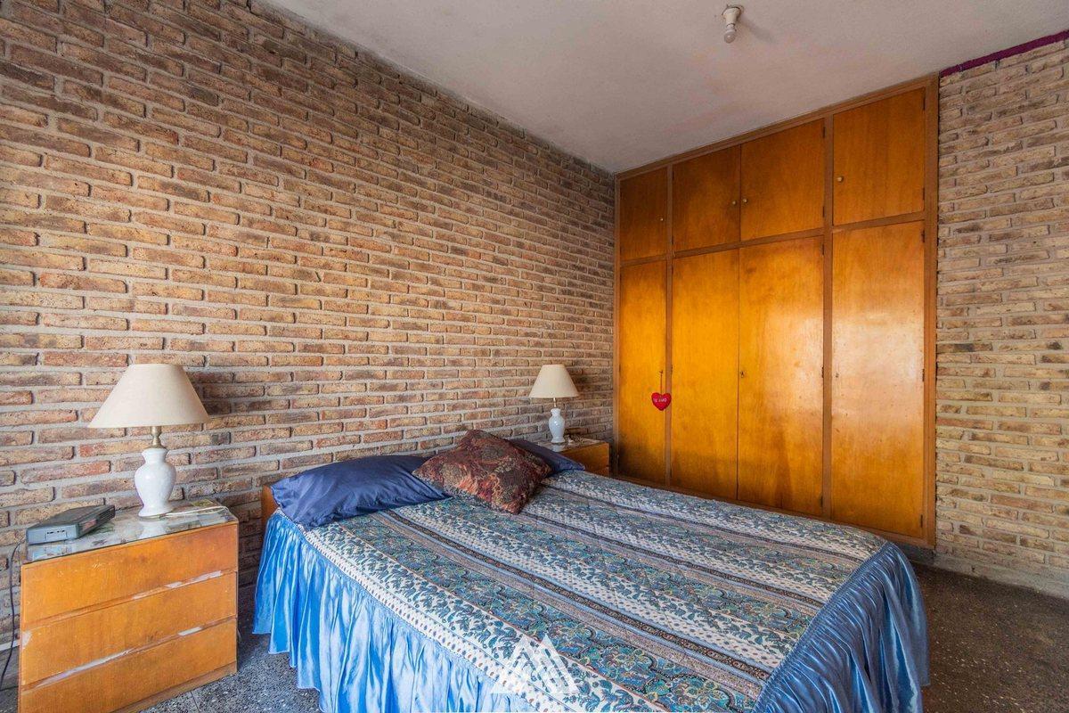 Foto de Venta casa 2 dorm. + apto + barbacoa Las Acacias, imagen 1
