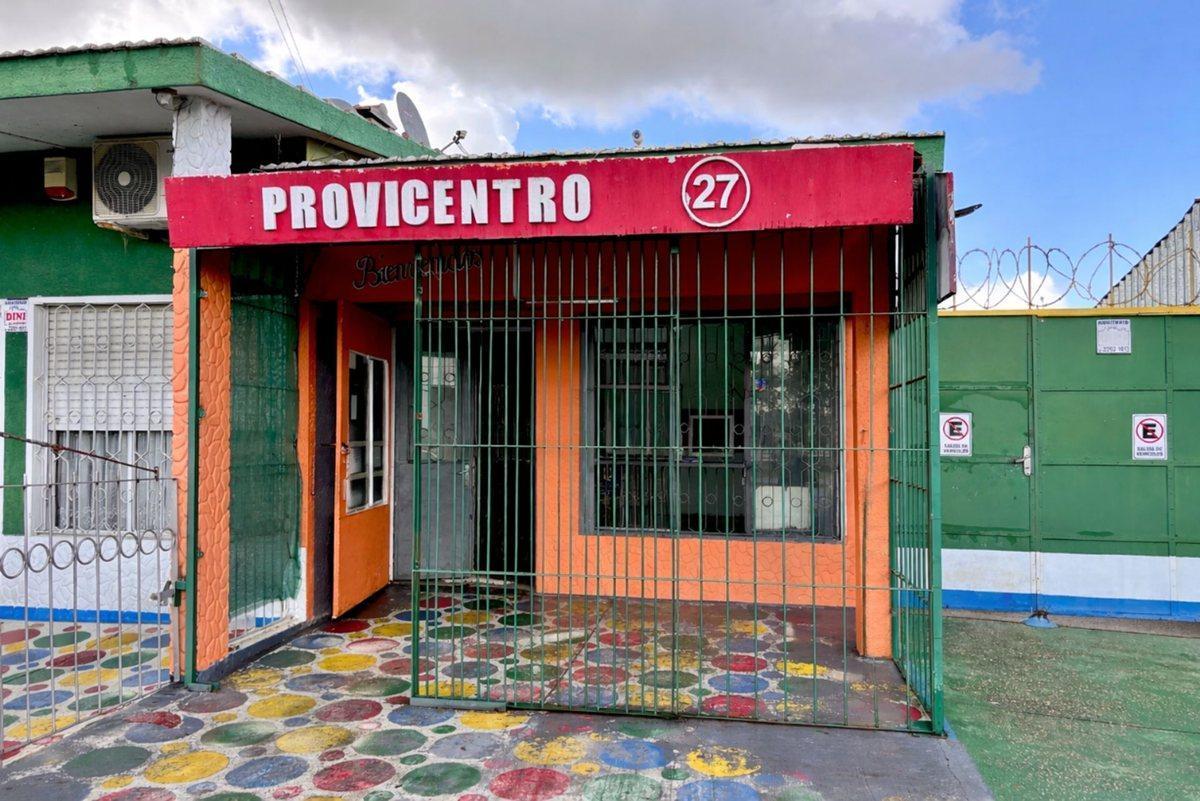 Foto de ALQUILER LOCAL COMERCIAL EN BARROS BLANCOS KM27, imagen 5