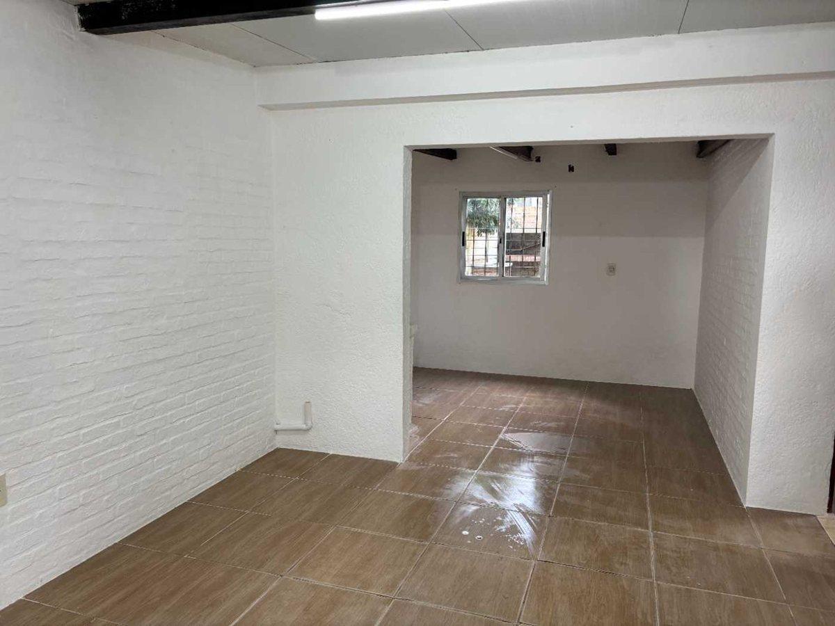 Foto de ALQUILER CASA 2 DORMITORIOS Y COCHERA EN SAN LUIS, imagen 3