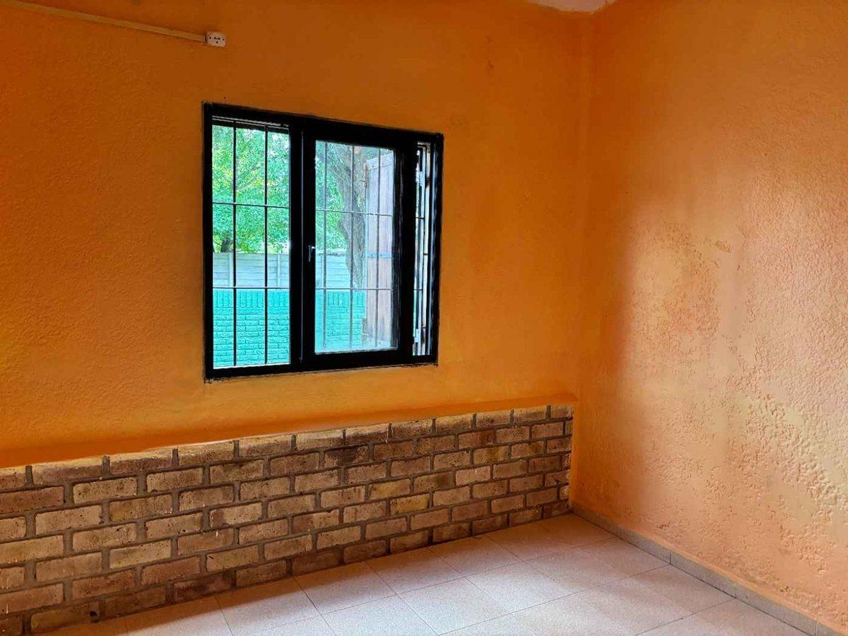 Foto de ALQUILER CASA 2 DORMITORIOS Y COCHERA EN SAN LUIS, imagen 3